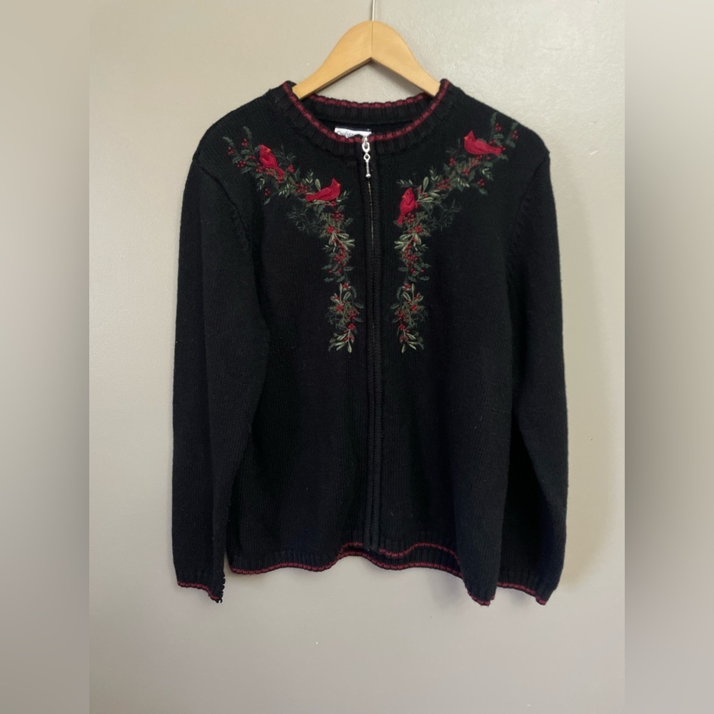 Croft & Barrow Women Black wool Embroidered Cardigan Sweater XL Holly Cardinals